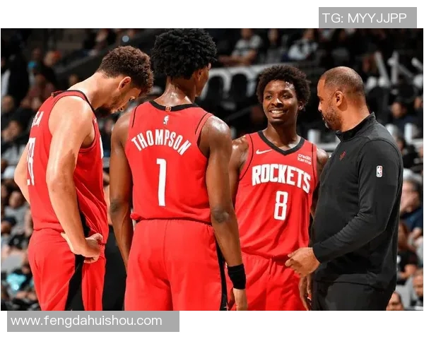 火箭队与勇士队交手夺冠之路曲折：两强相遇，谁能笑到最后？